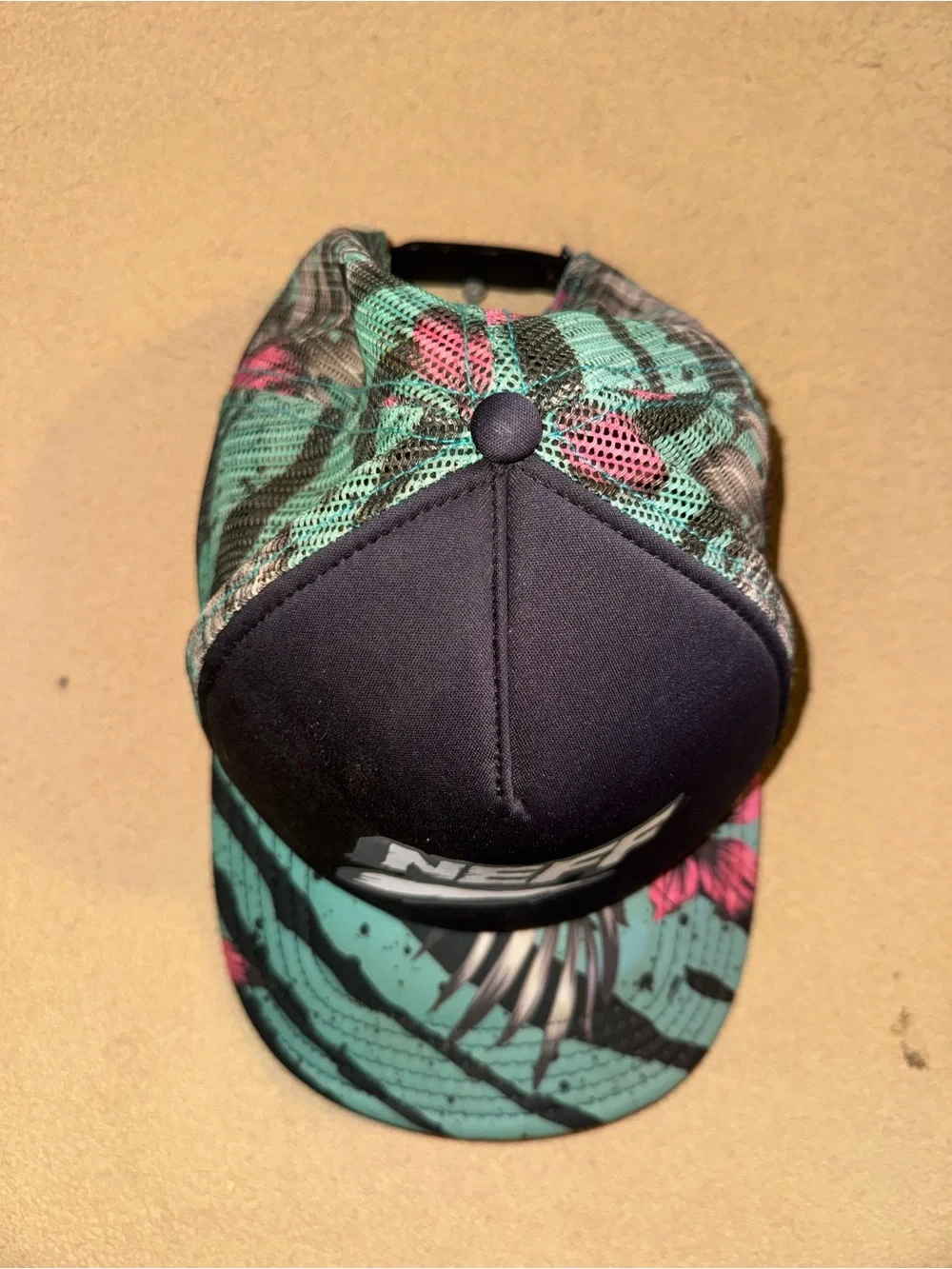 Neff Kids Floral-Print Trucker Hat - Black & Teal